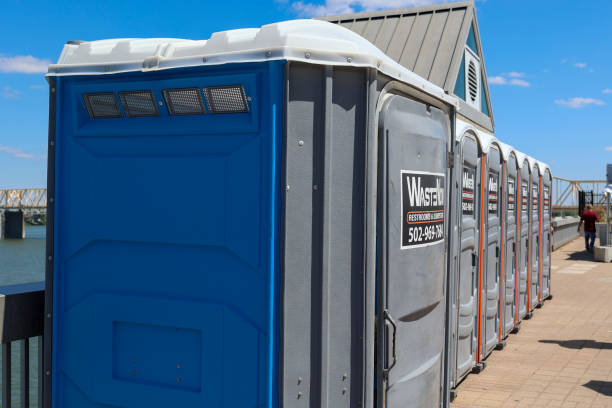 Best Portable Restroom Servicing (Cleaning and Restocking)  in Manana, HI